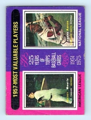 1975 Topps #195 Mickey Mantle/Hank Aaron New York Yankees/Milwaukee Braves