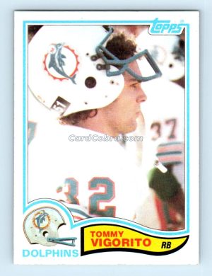 1982 Topps #137 Tommy Vigorito Miami Dolphins Rookie Card